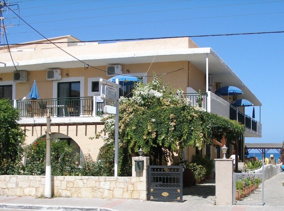 Stalós Camelia Studios & Apartments מראה חיצוני תמונה